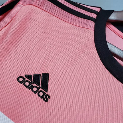 Juventus Away 15/16